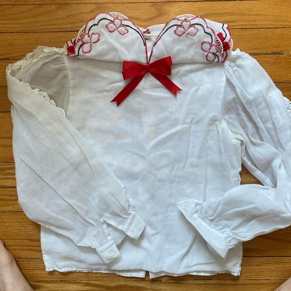 VINTAGE white collar blouse, size small - Picture 5 of 10